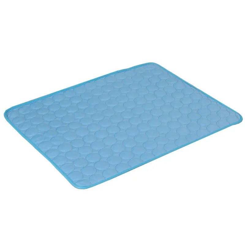 Tapis rafraîchissant pour chien en été