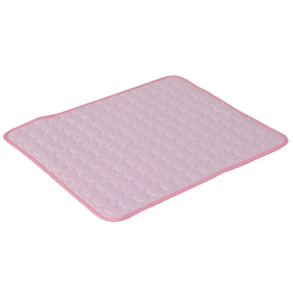 Cooling mat for dogs in summer